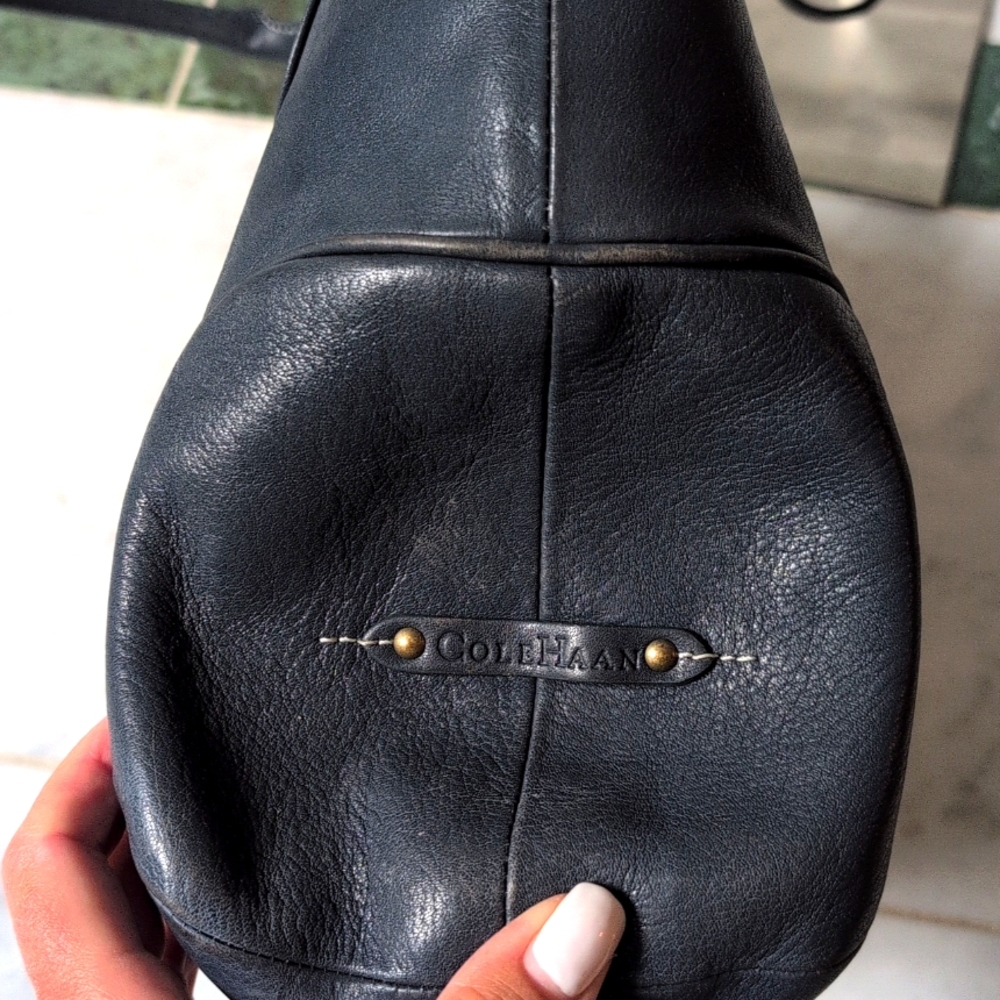 Cole.Haan Vintage Leather Tote. Slate Blue With Brass Hardware - Picture 3 of 12